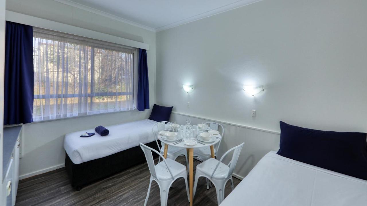 Hamilton Hume Motor Inn Yass Exterior photo